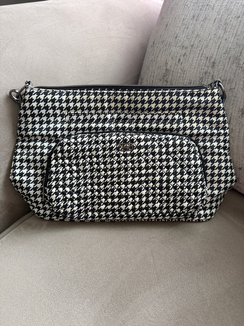 lug Houndstooth Quilted Crossbody Bag - Black & White